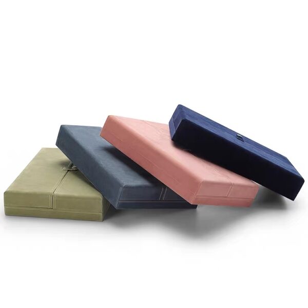 Faux leather plastic jewelry box open door