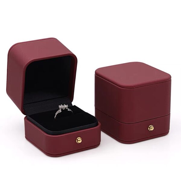 PU leather plastic jewelry box red black